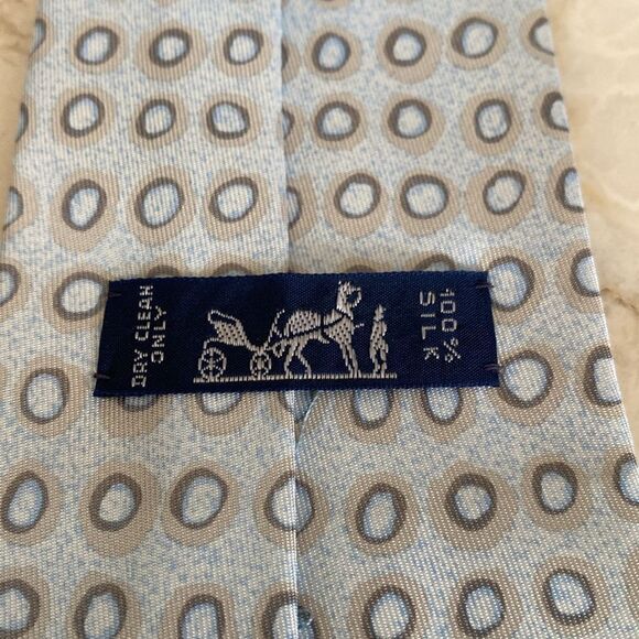 Hermes 100% Silk Baby Blue Polka Dot Tie - Picture 8 of 10
